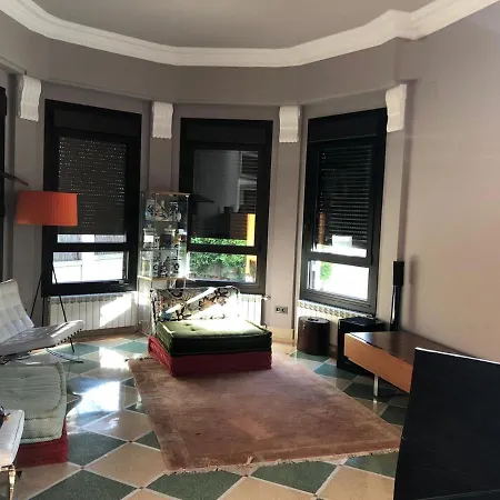 Casa en Bouzas con piscina y próxima a la playa * Vigo