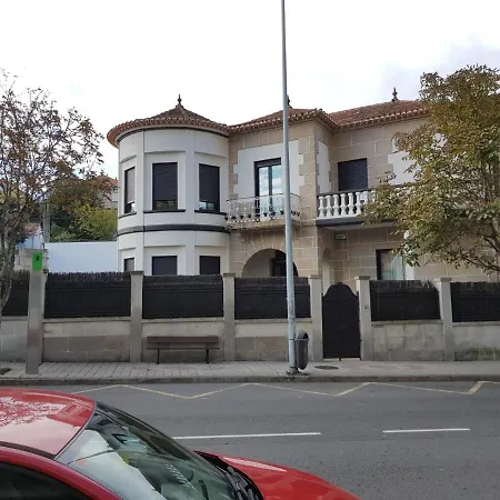 Casa en Bouzas con piscina y próxima a la playa Сasa de vacaciones Vigo