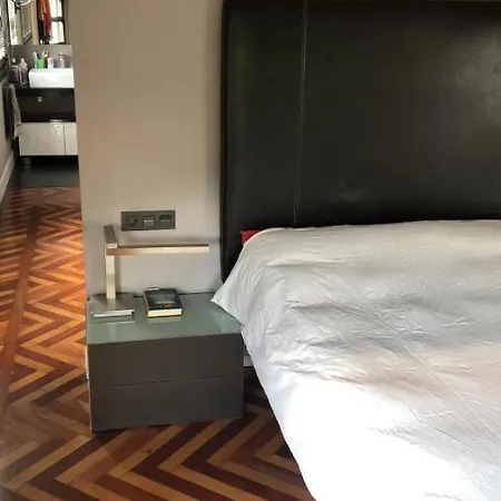 Casa en Bouzas con piscina y próxima a la playa